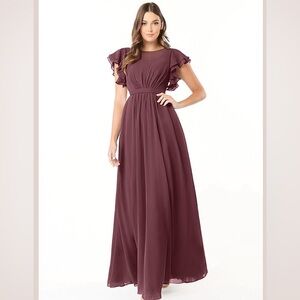 AZAZIE DAPHNE
 Size 6 
Color Sangria